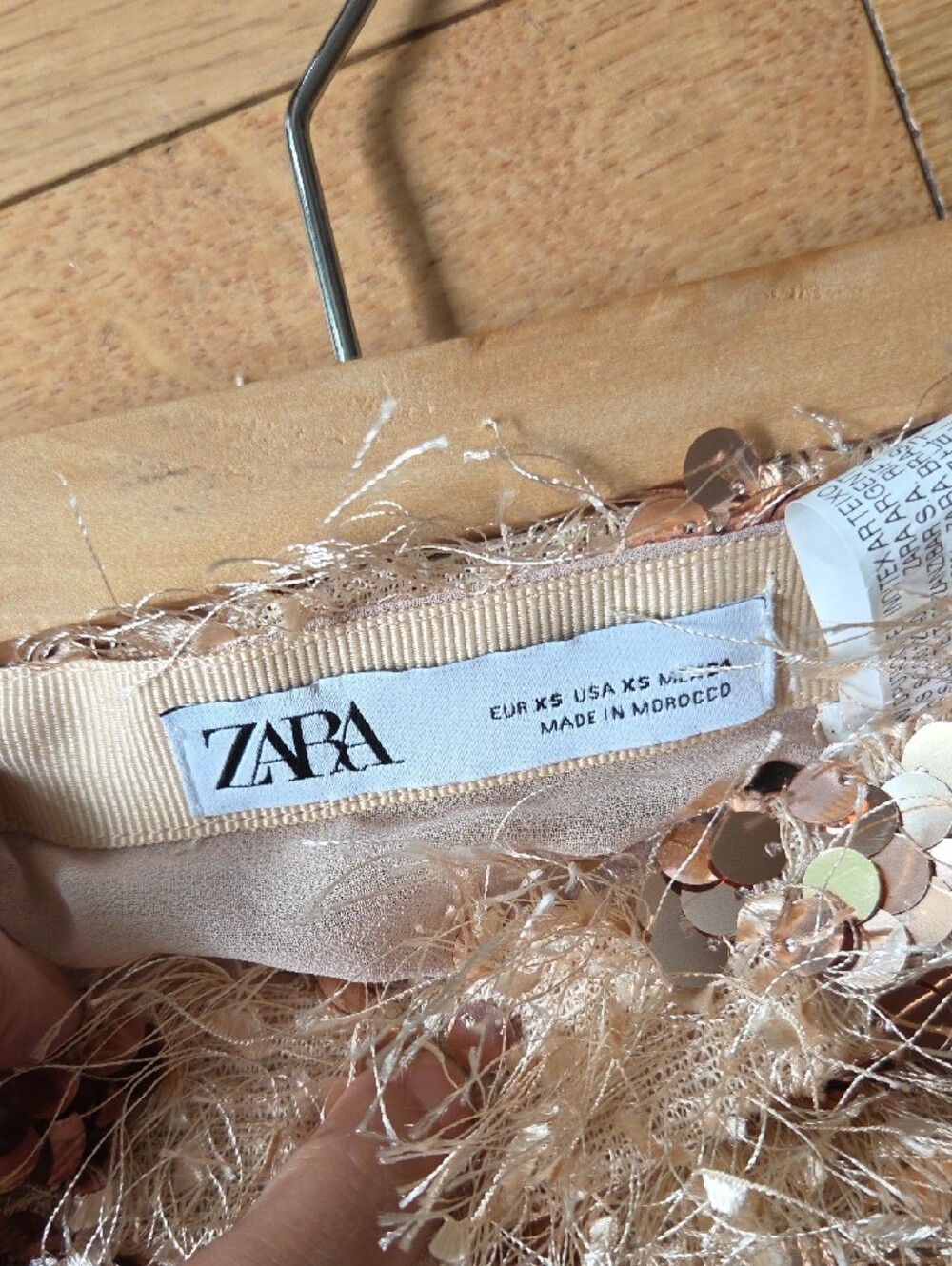 Zara Rose Gold Sequin Feather Mini Skirt - Picture 2 of 3